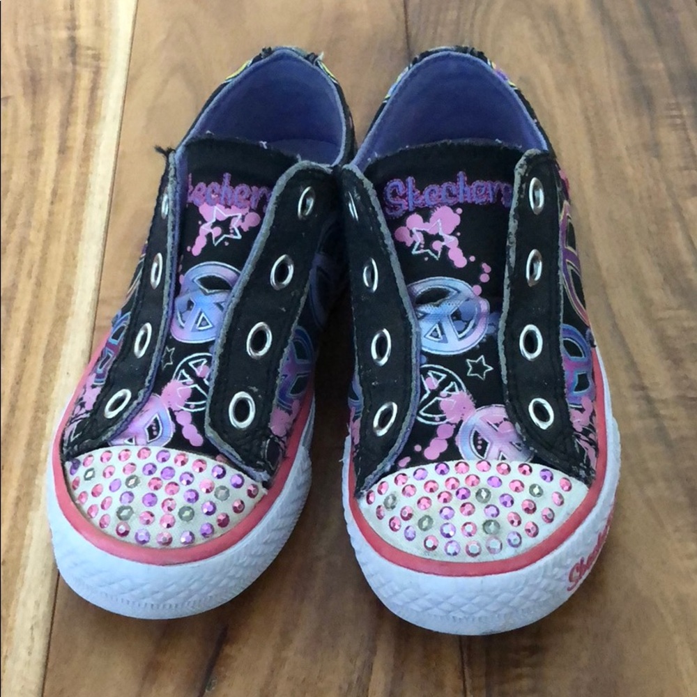 Skechers twinkle toes light up shoes